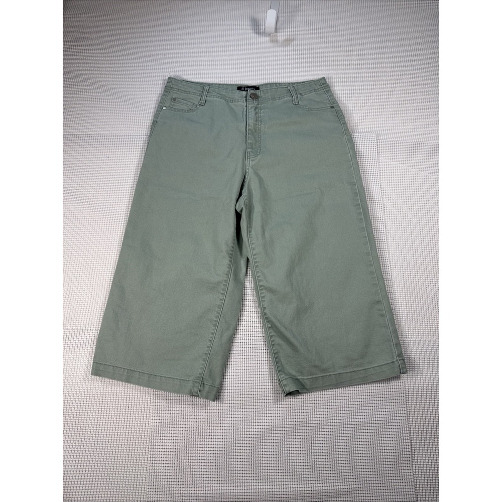 (783) D.Jeans Women Size 12 Green Stretch Denim Bermuda Shorts Capri Casual